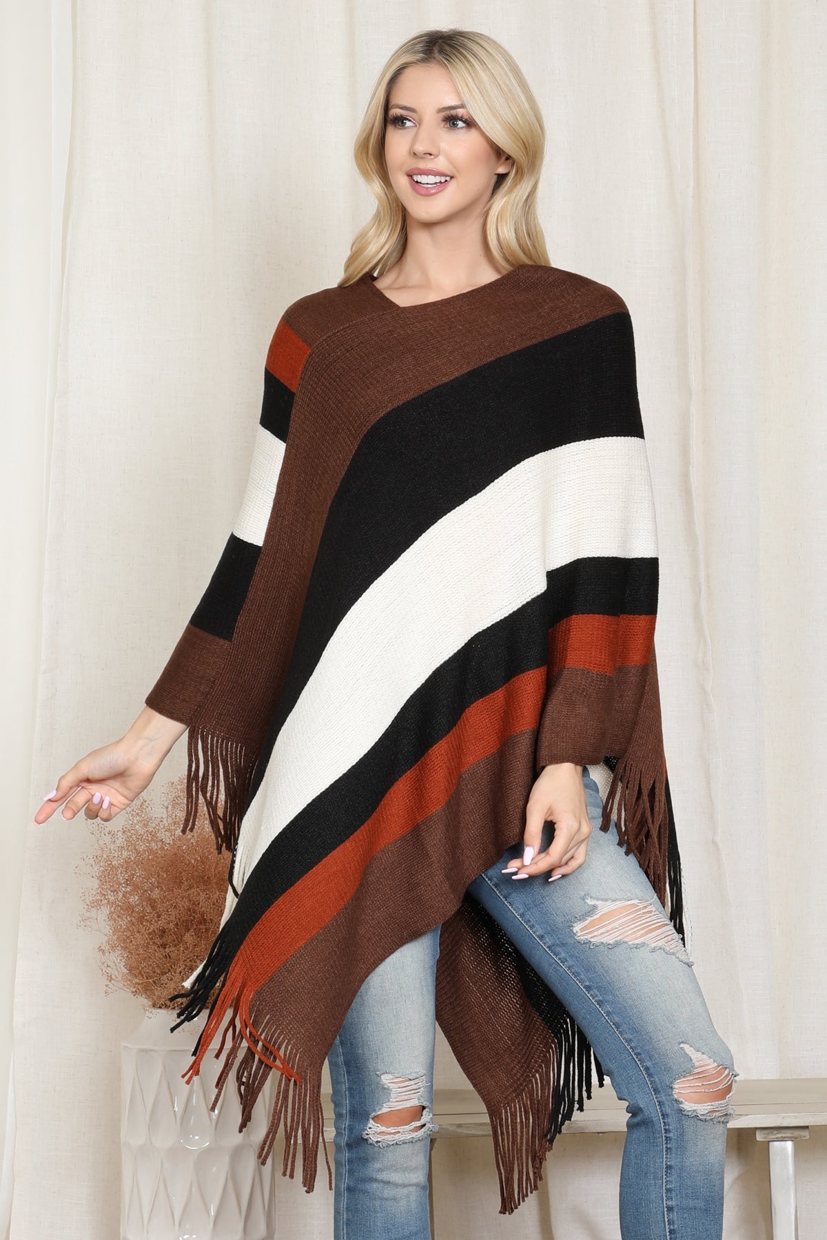 Hdf2099 - Color Block Fringe Poncho